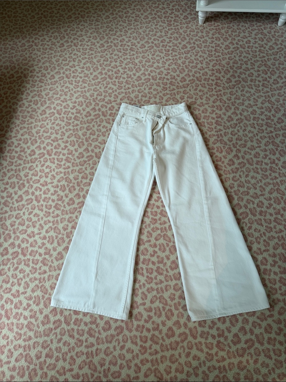 Mother Snacks Wide Leg White Women's Jeans NWOT